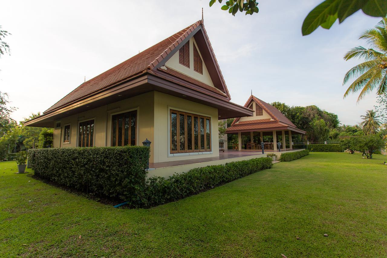 Thararin Villa Ban Doem Bang Extérieur photo
