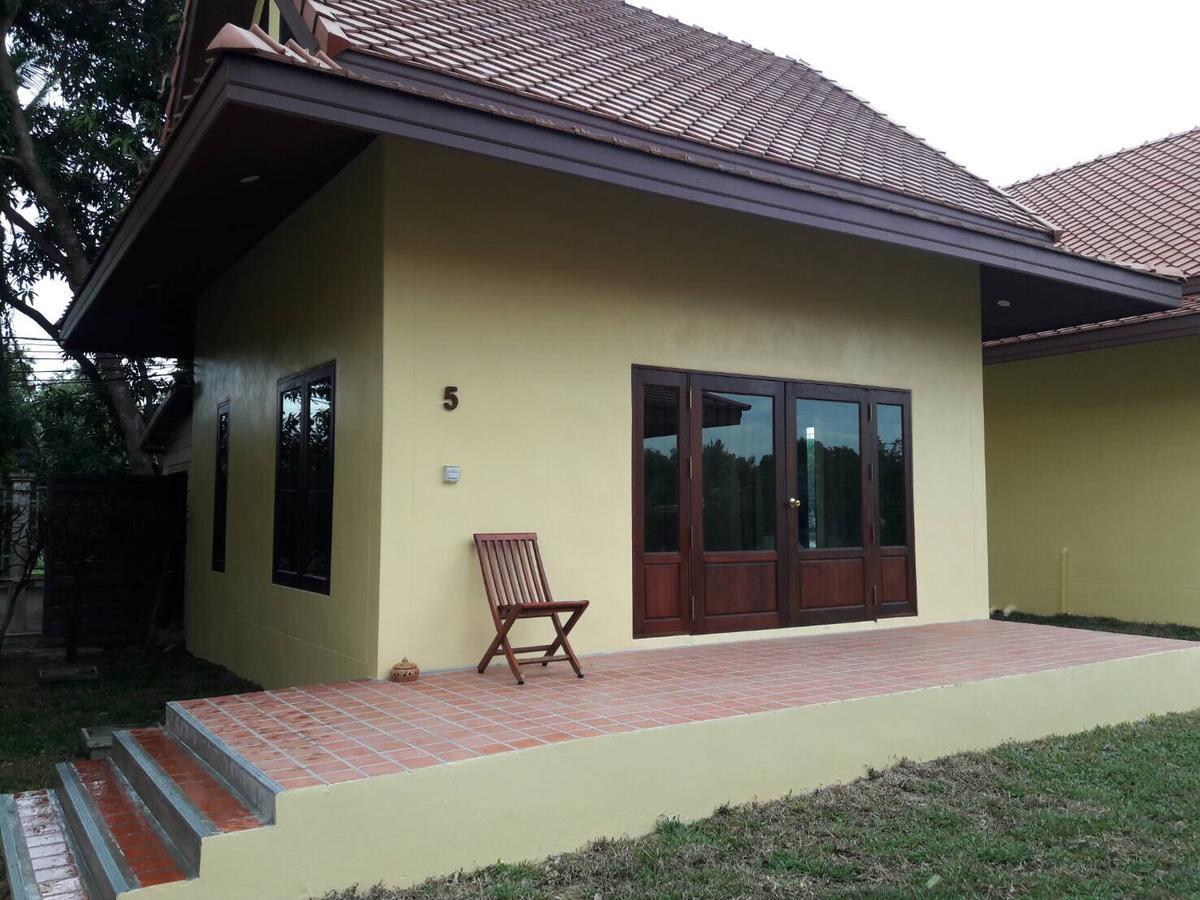 Thararin Villa Ban Doem Bang Extérieur photo