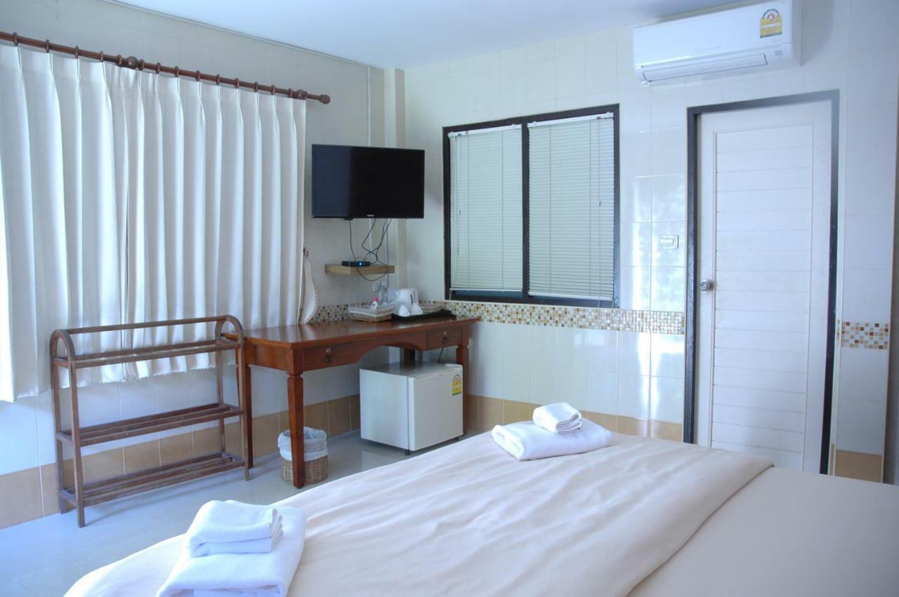 Thararin Villa Ban Doem Bang Extérieur photo