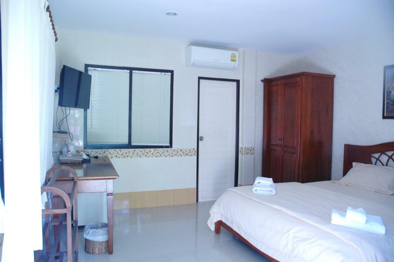 Thararin Villa Ban Doem Bang Extérieur photo
