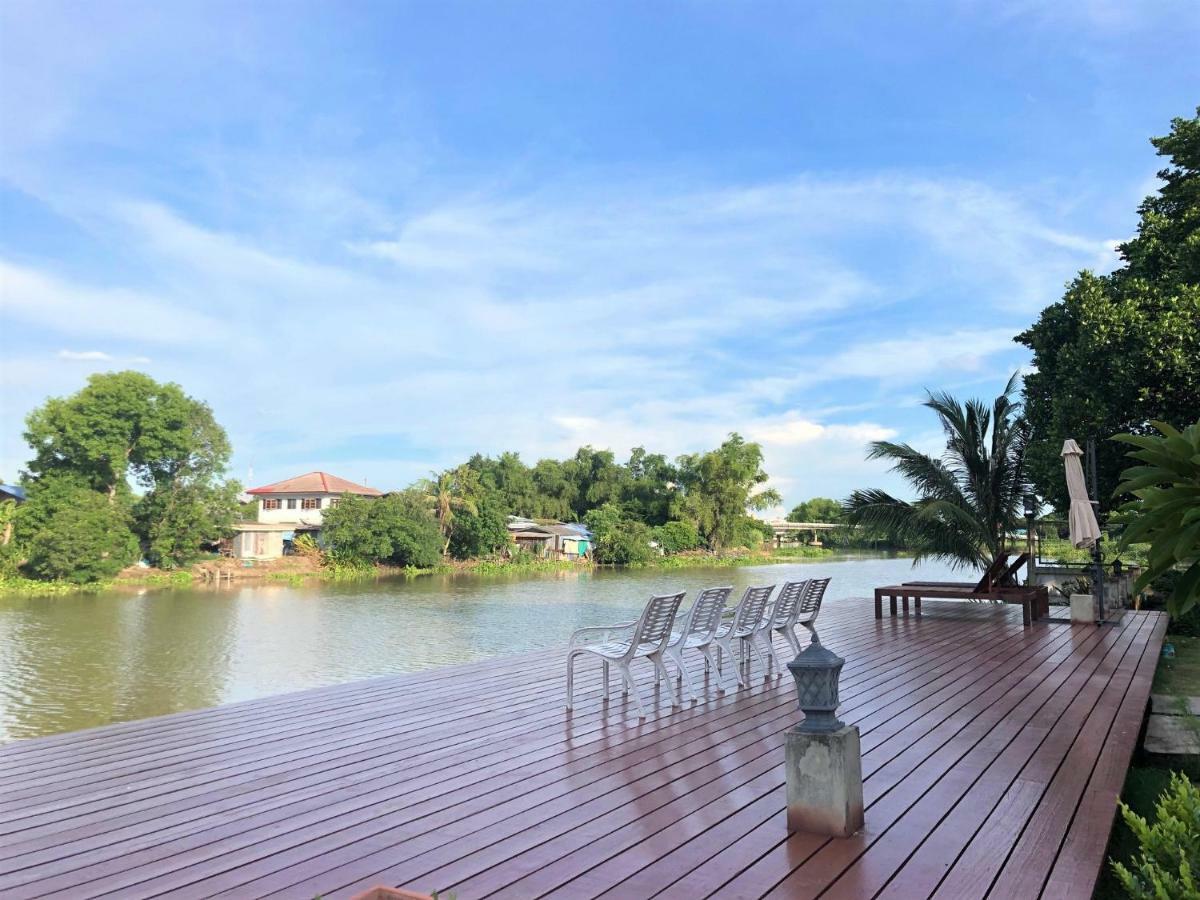 Thararin Villa Ban Doem Bang Extérieur photo